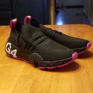 G4 golf sneaker